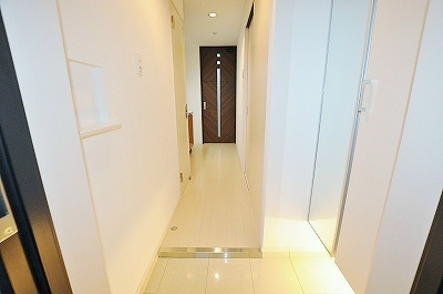 アルティザ小倉 玄関