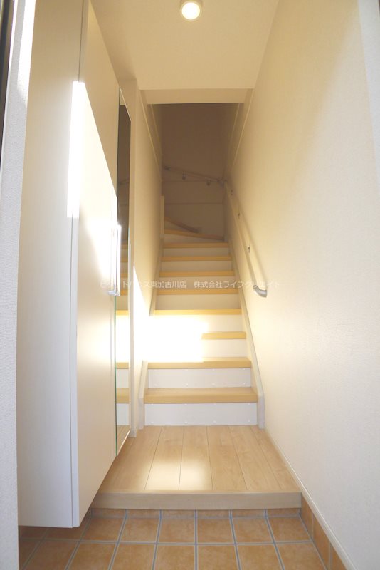 ルヴェ　デュ　ソレイユ 玄関