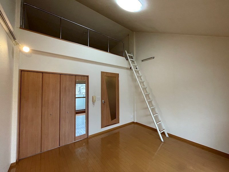 セレニテｂｔ ベッドルーム