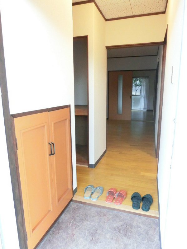 平原マンション 玄関