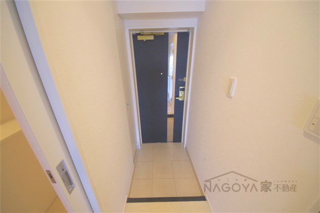 aLATO丸の内 玄関