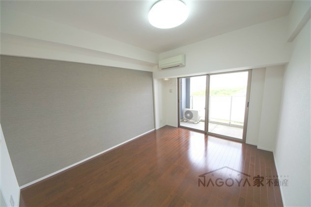 aLATO丸の内 リビング