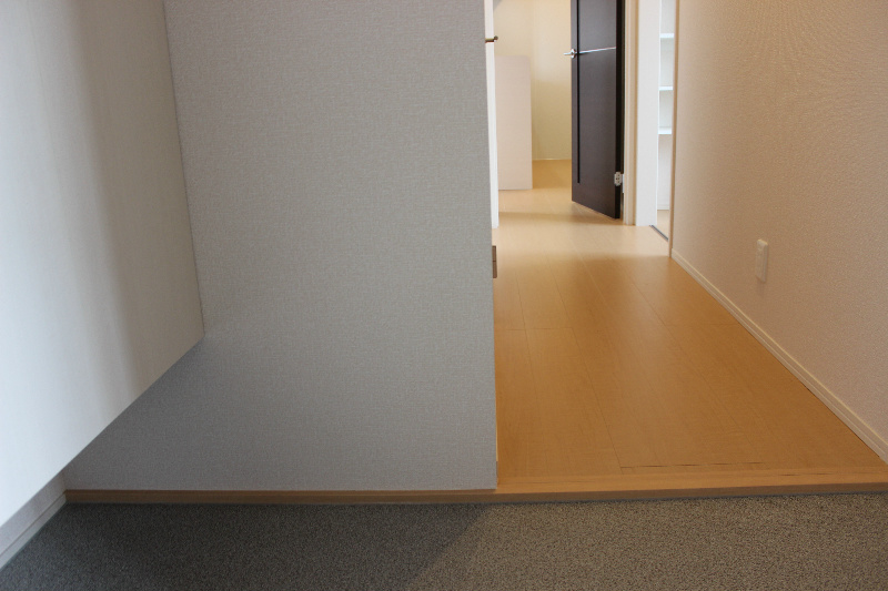 ボヌールK 玄関