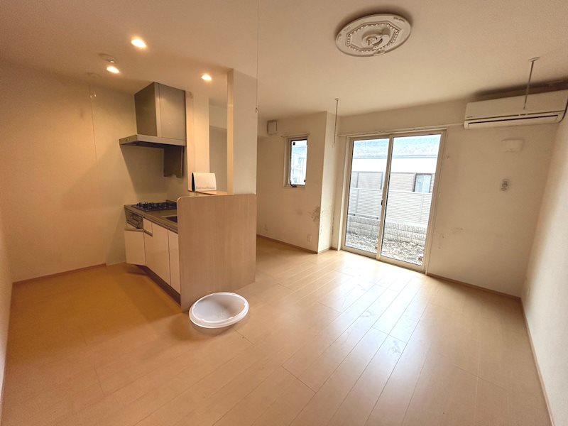 クラーネ　ミレナリオ リビング