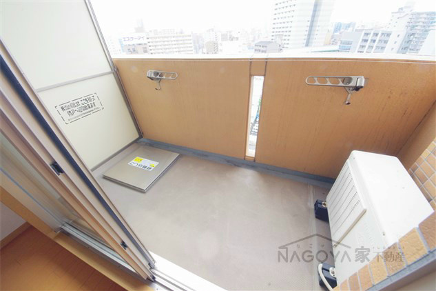 プレサンス鶴舞駅前ブリリアント ベランダ