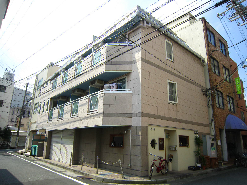 フロンティス 外観
