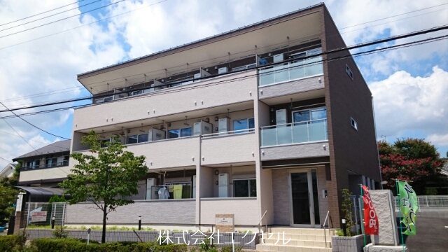 サラスバティ 外観