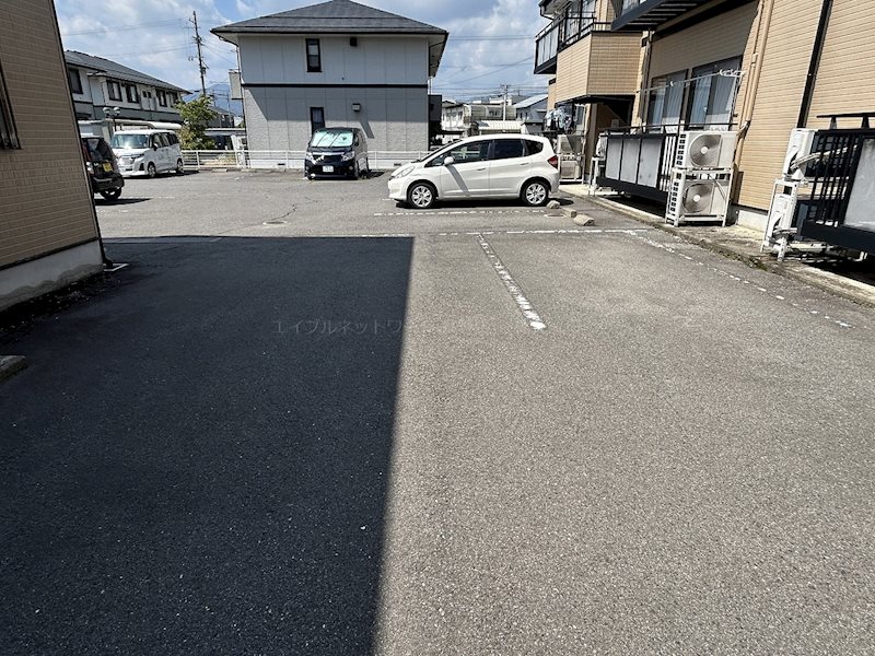 グランデ神田Ａ棟 駐車場