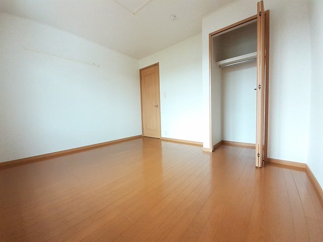 メリディエース・モンス ベッドルーム