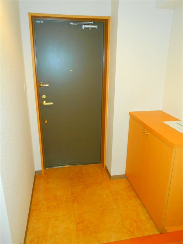 プレジール 玄関