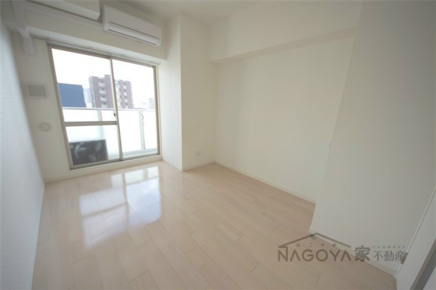 エルザビル名古屋駅前 リビング