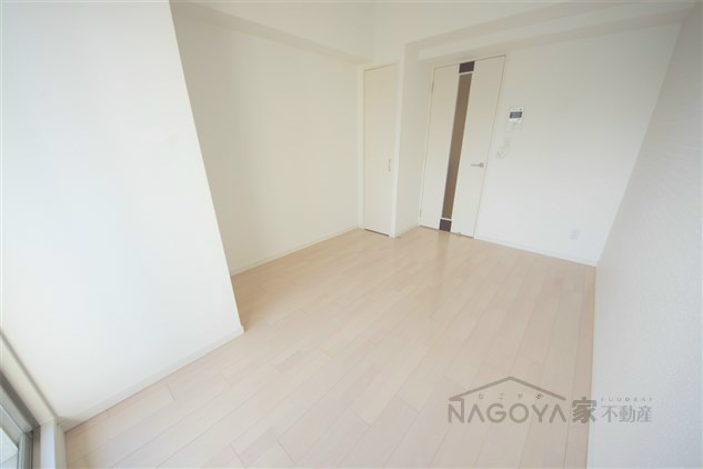 エルザビル名古屋駅前 ベッドルーム