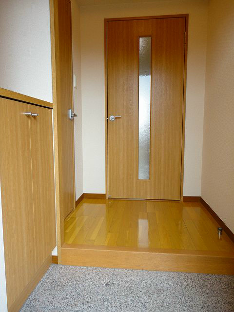 カーサ森下 玄関