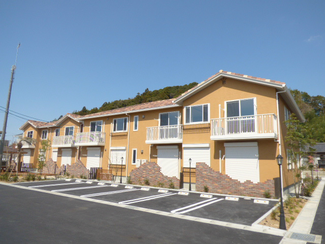 センタービレッジ E棟 102号室 外観