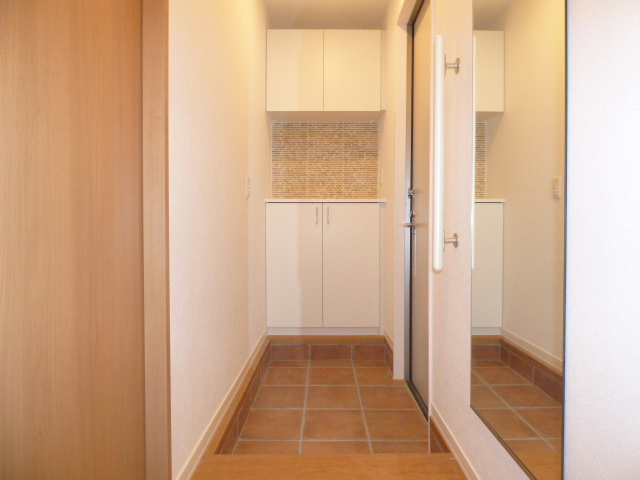 センタービレッジ E棟  玄関