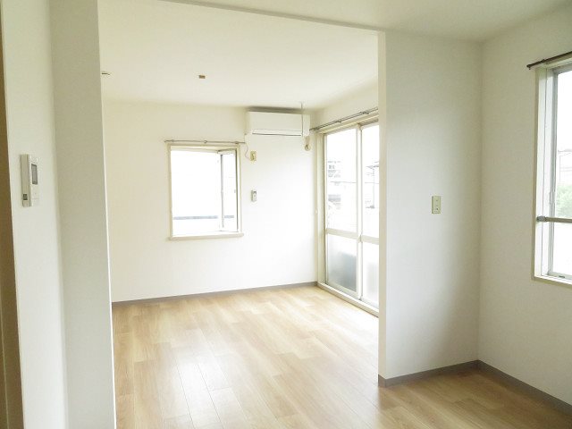 ヴェラハイツ大宮　C棟 リビング