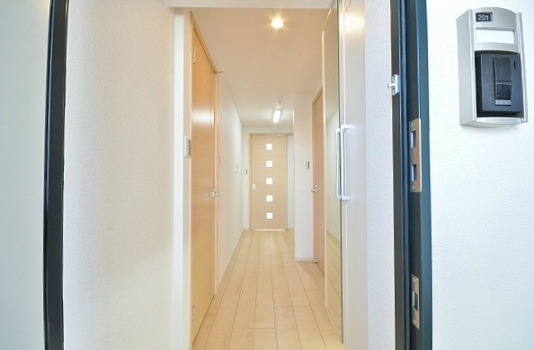 プランドール 玄関