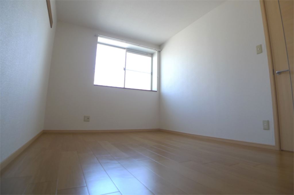 エスポワールドミールＢ ベッドルーム