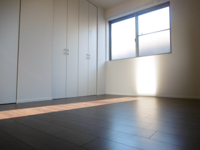 アストール ベッドルーム