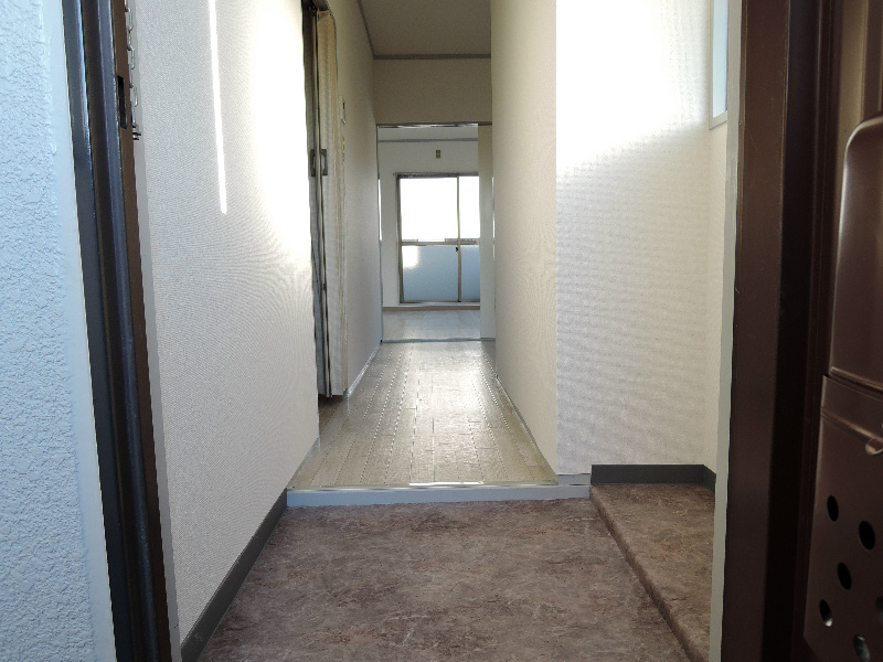 ビートル山本北Ｃ 玄関