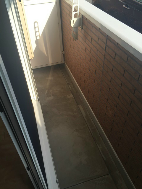 サライ ベランダ