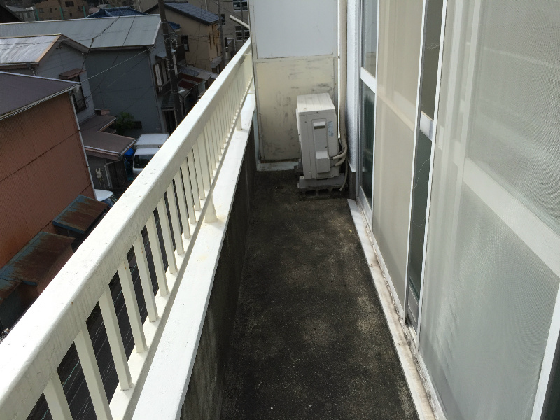 東ビル ベランダ