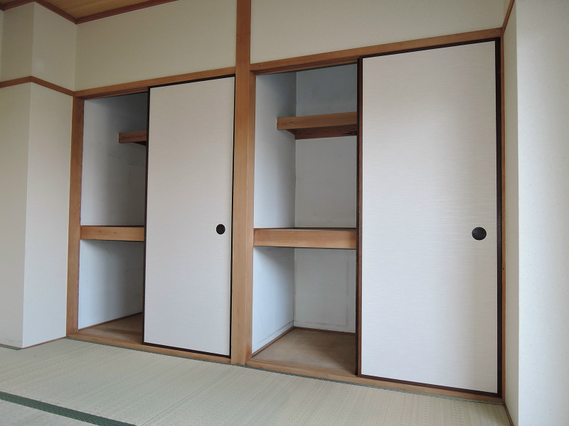ビートル山本北Ｅ 収納