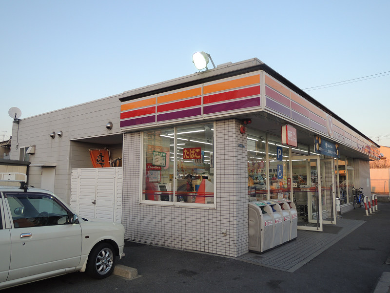 ビートル山本北Ｅ コンビニ