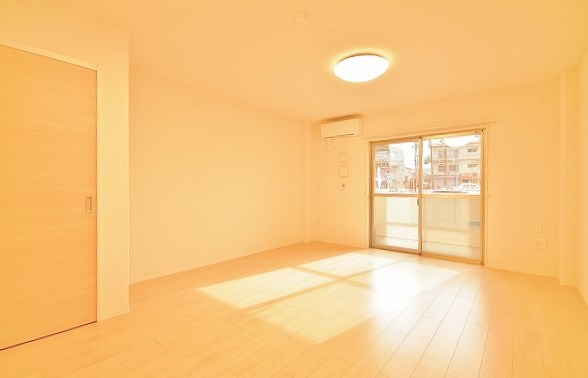 エトワール・ド・ヒサノ リビング