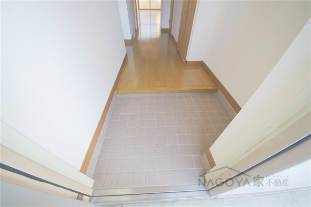 ＴＦ215雪見 玄関