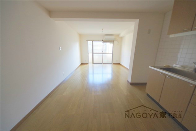 ＴＦ215雪見 リビング