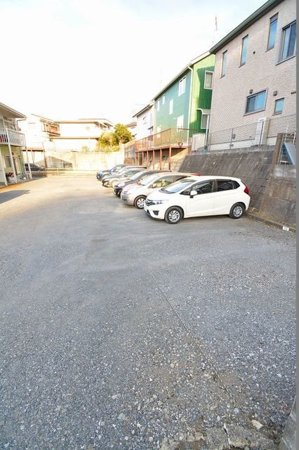 カサヴェルデ 駐車場
