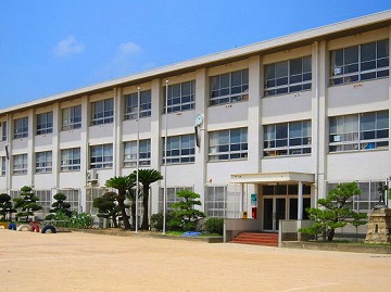 ルミエールＨＯＲＩ　Ｃ棟 周辺画像1