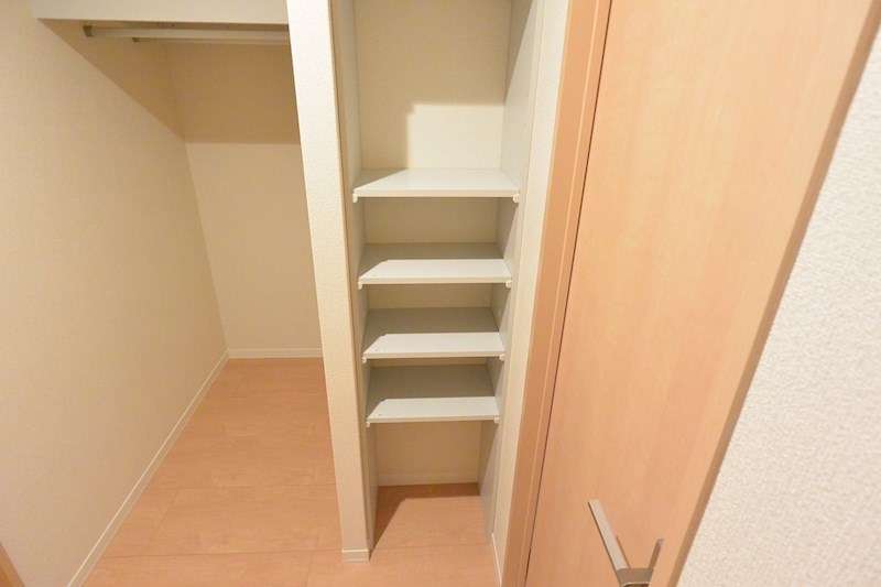 シャーメゾン山戸 収納
