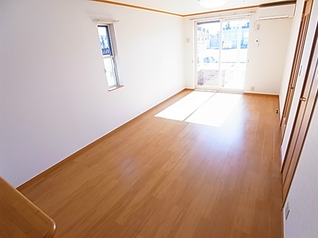 パインヒルズB ベッドルーム