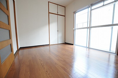 ＰＬＥＡＳＴ光町 リビング