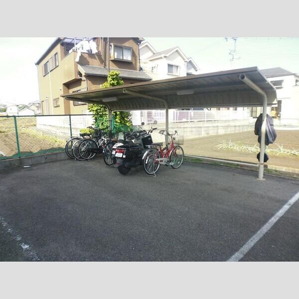 サニーステージヒカリ 駐車場