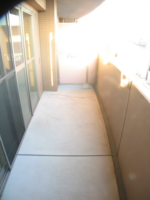 ソレアード武蔵浦和 ベランダ