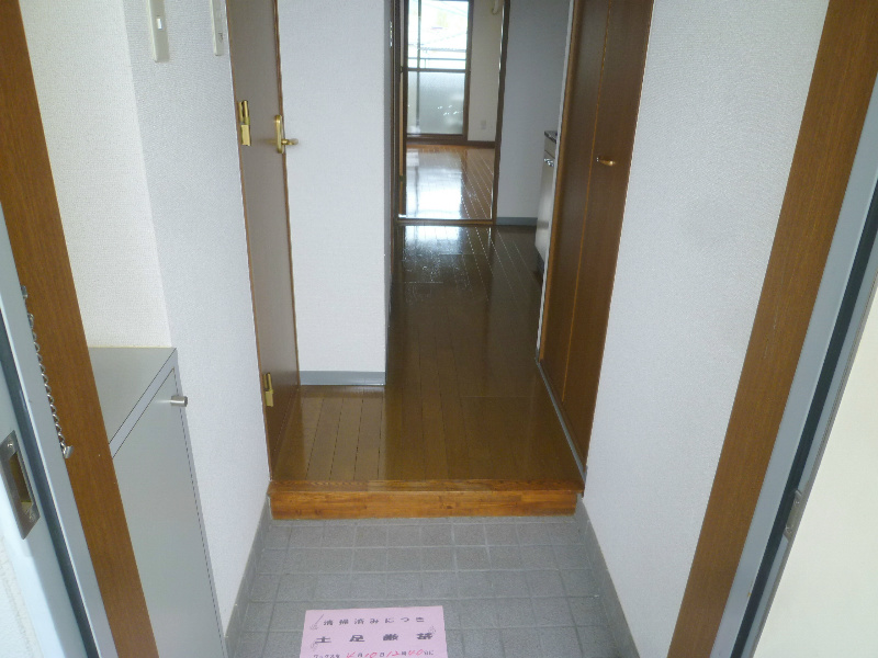 長野県塩尻市大門七番町 玄関