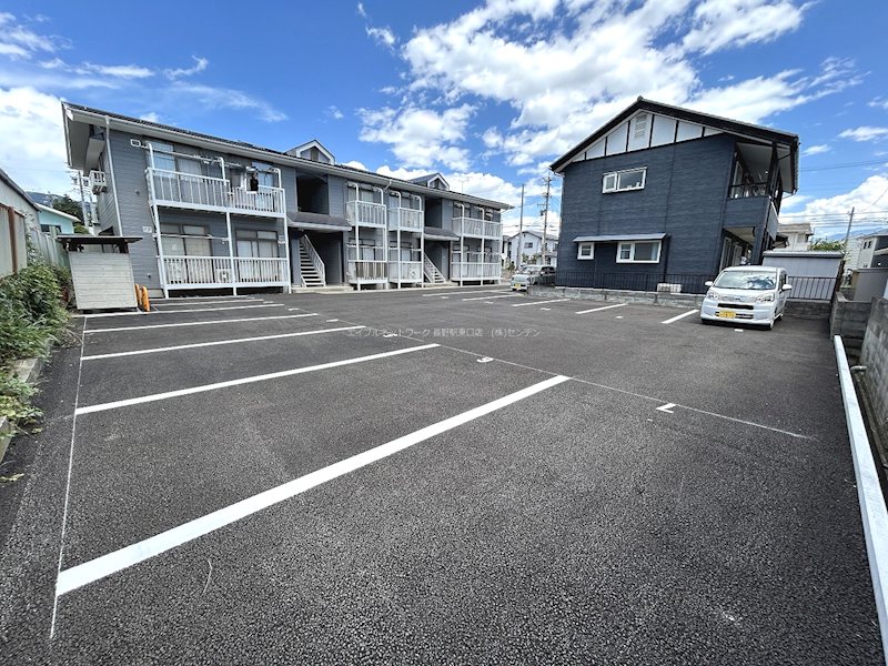 マルサンコーポラス 駐車場