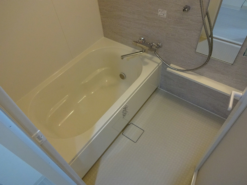 berry blue 高槻（ﾍﾞﾘｰﾌﾞﾙｰﾀｶﾂｷ） 風呂画像