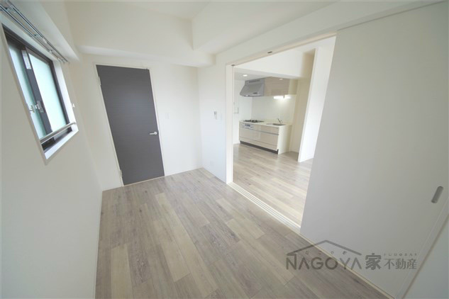 クリスタル丸の内 ベッドルーム