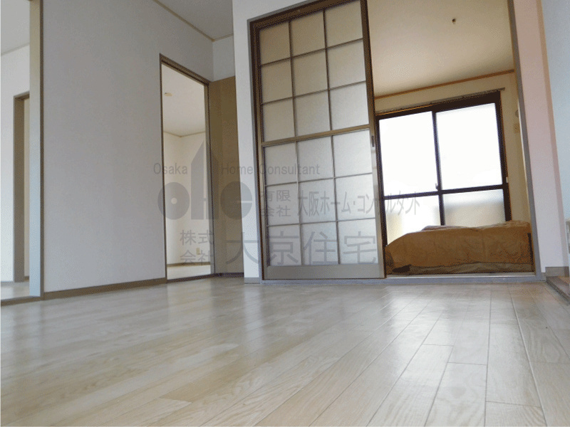 シャルム南山本 リビング