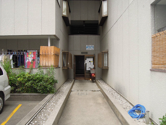 ビートル山本北Ｅ エントランス