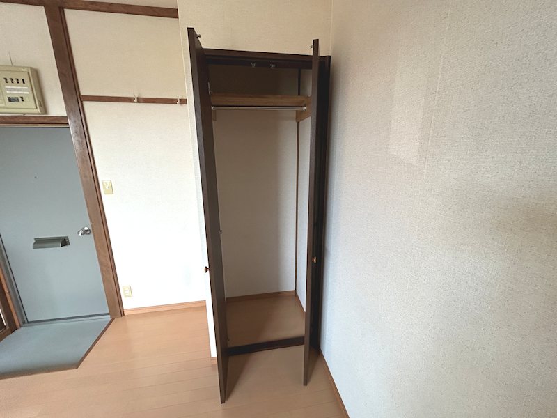 新村ビル 収納