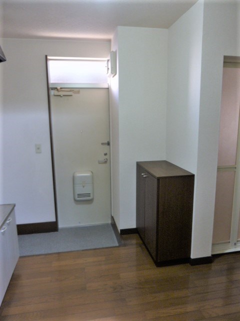 メゾンドリーム２号館 玄関