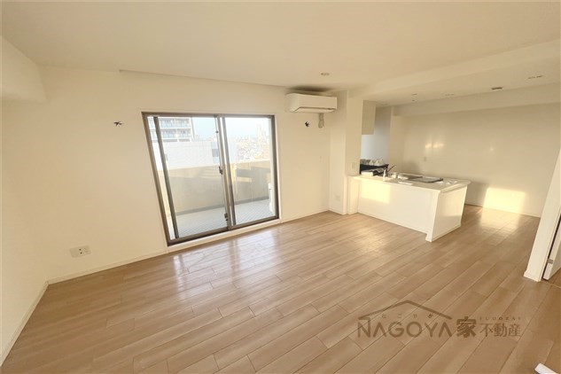 プライムメゾン御器所 リビング