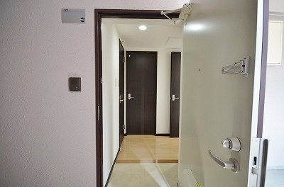 レクオス朋  玄関