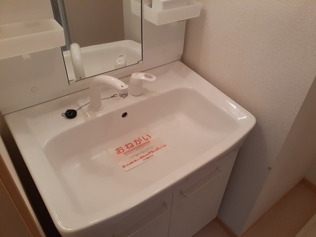 カーサ・ソーレ　Ｂ棟 洗面所