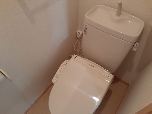 カーサ・ソーレ　Ｂ棟 トイレ